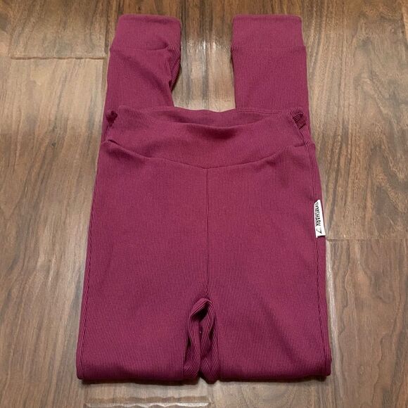 Gymshark Slounge Ribbon Ribbed Leggings in Dark Ruby - Picture 5 of 11